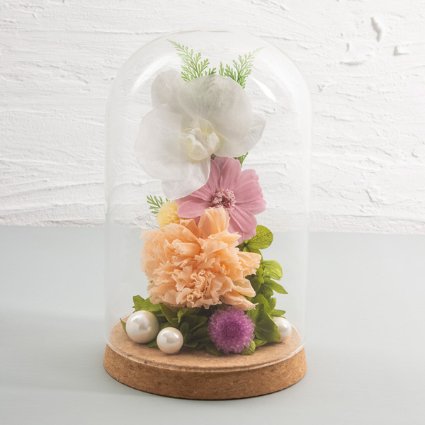 妙芳(みょうほう)という御供プリザーブドアレンジです。金額は税抜七千円です。